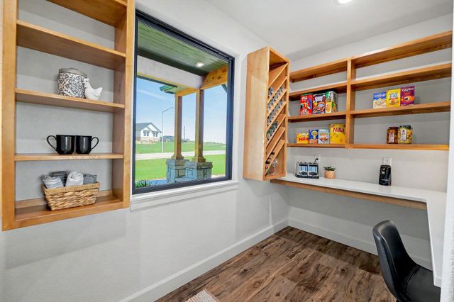 115 N Estes St, Garden Plain, KS 67050