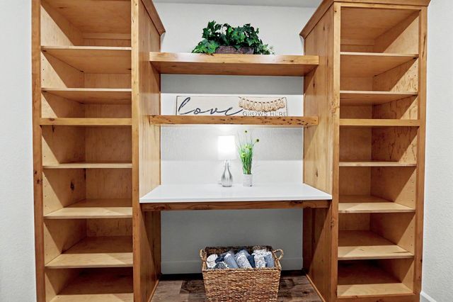 115 N Estes St, Garden Plain, KS 67050