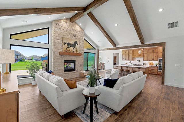 115 N Estes St, Garden Plain, KS 67050