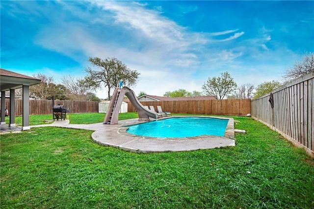 1129 Alexandria Dr, Corpus Christi, TX 78412