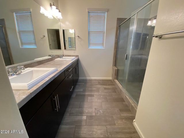 3549 E APRICOT Lane, Gilbert, AZ 85298