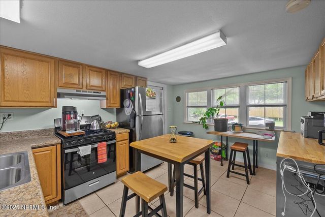 21329 SE 111 Avenue, Hawthorne, FL 32640