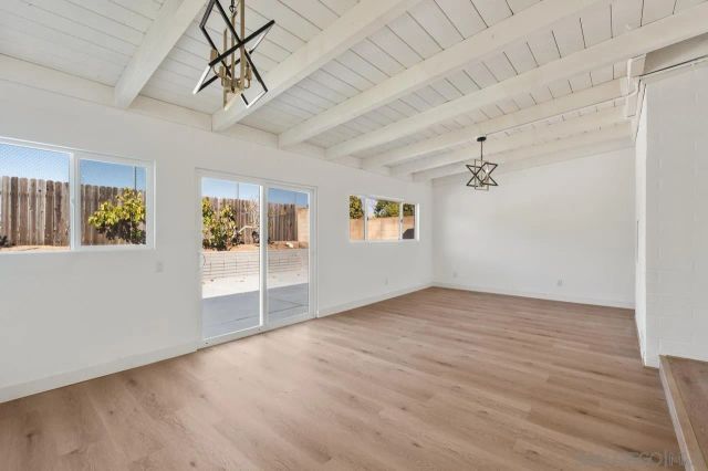 8868 Gowdy Ave, San Diego, CA 92123