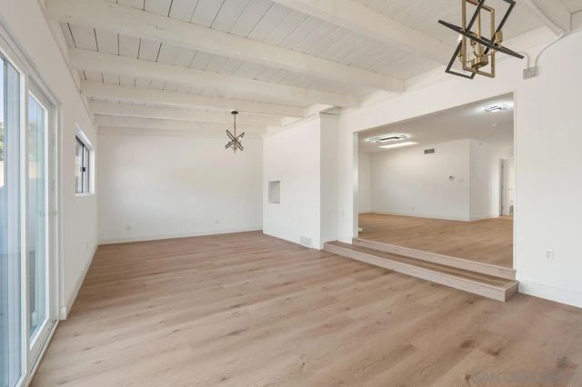 8868 Gowdy Ave, San Diego, CA 92123