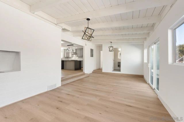 8868 Gowdy Ave, San Diego, CA 92123