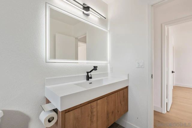 8868 Gowdy Ave, San Diego, CA 92123