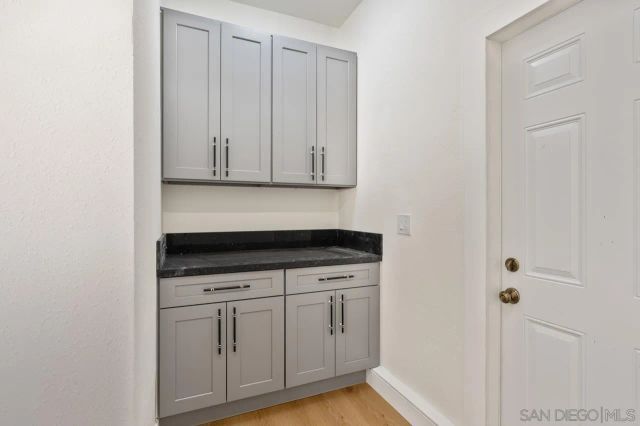 8868 Gowdy Ave, San Diego, CA 92123