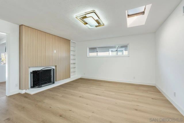 8868 Gowdy Ave, San Diego, CA 92123