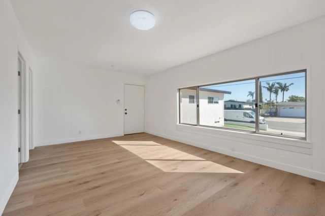 8868 Gowdy Ave, San Diego, CA 92123