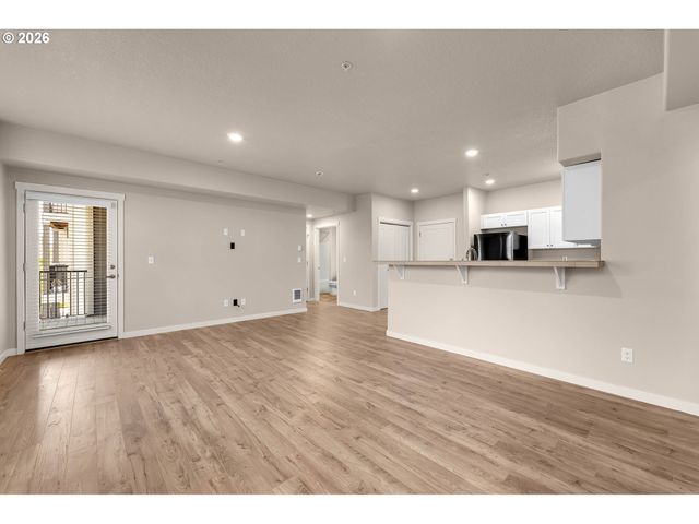 17126 Sw Snowdale St 303, Beaverton, OR 97007