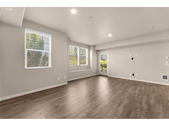 17126 Sw Snowdale St 303, Beaverton, OR 97007