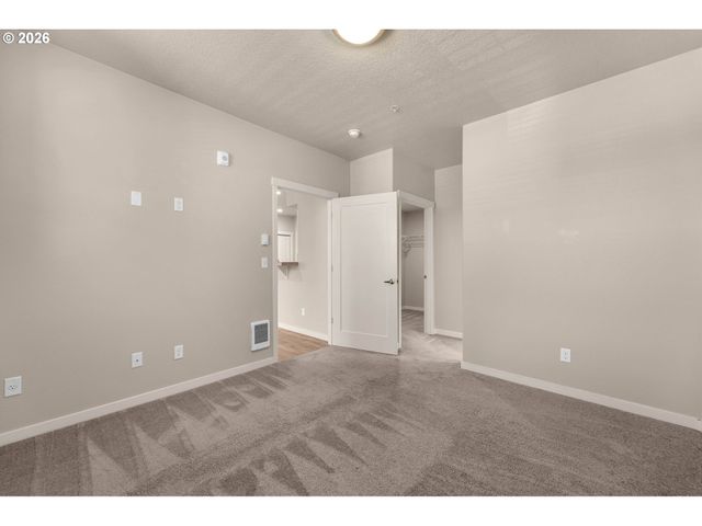 17126 Sw Snowdale St 303, Beaverton, OR 97007