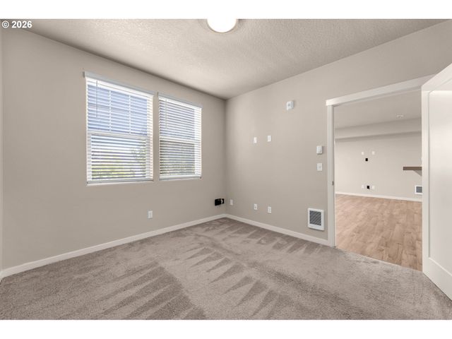 17126 Sw Snowdale St 303, Beaverton, OR 97007