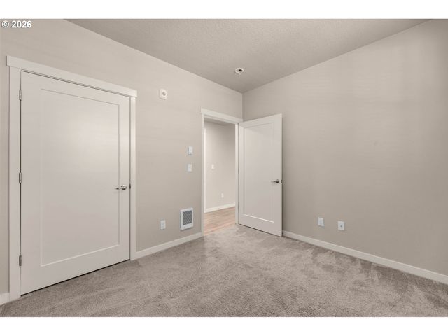 17126 Sw Snowdale St 303, Beaverton, OR 97007