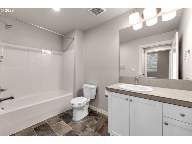 17126 Sw Snowdale St 303, Beaverton, OR 97007