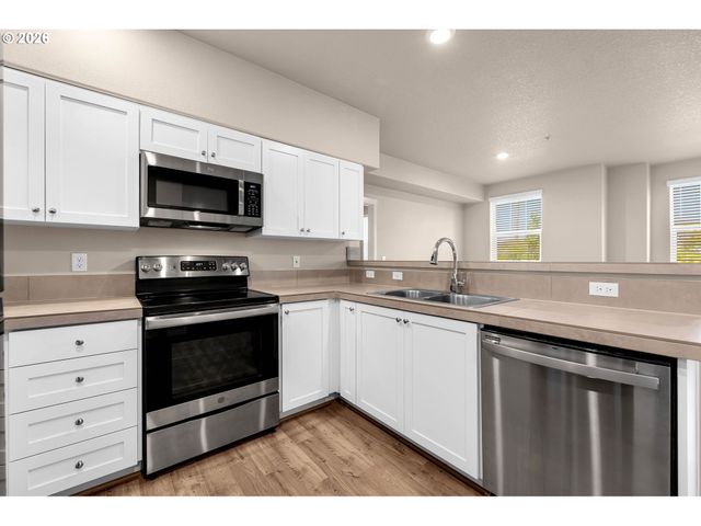 17126 Sw Snowdale St 303, Beaverton, OR 97007