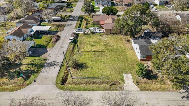 10530 Chesterfield Drive, Houston, TX 77051