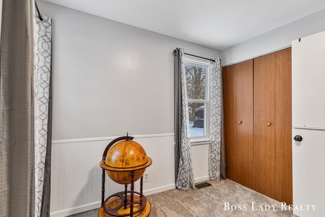 15422 Coleman Avenue, Grand Haven, MI 49417