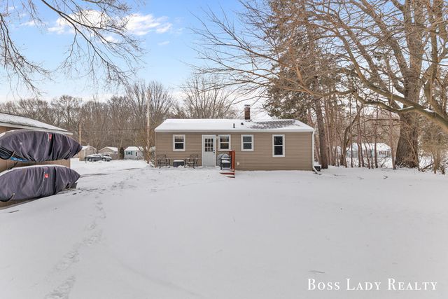 15422 Coleman Avenue, Grand Haven, MI 49417