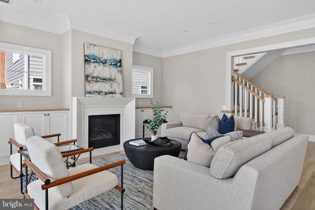 5326 MCKINLEY ST, Bethesda, MD 20814