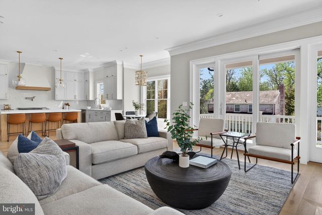 5326 MCKINLEY ST, Bethesda, MD 20814