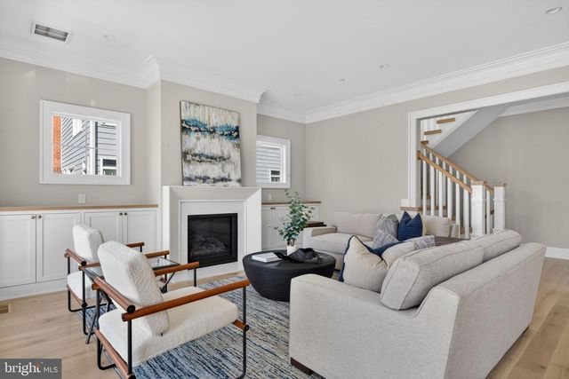 5326 MCKINLEY ST, Bethesda, MD 20814