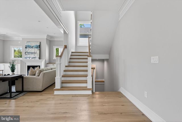 5326 MCKINLEY ST, Bethesda, MD 20814