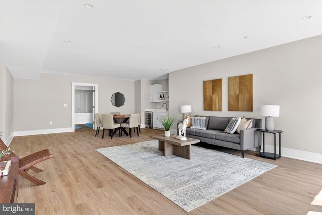 5326 MCKINLEY ST, Bethesda, MD 20814