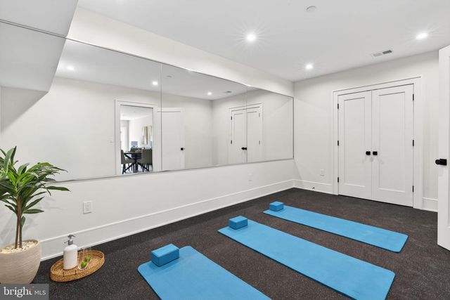5326 MCKINLEY ST, Bethesda, MD 20814