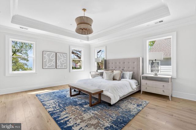 5326 MCKINLEY ST, Bethesda, MD 20814