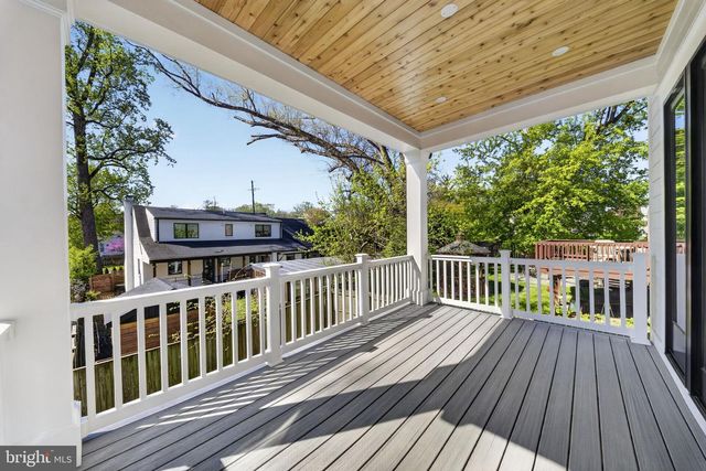 5326 MCKINLEY ST, Bethesda, MD 20814