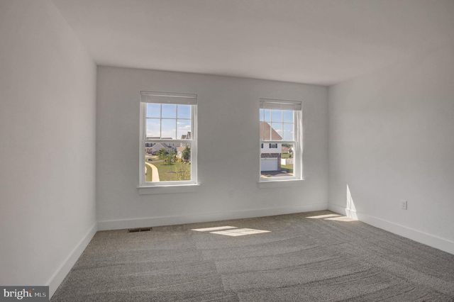 14 DANBURY DR, Mechanicsburg, PA 17050