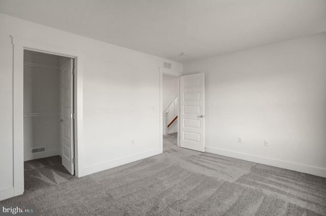 14 DANBURY DR, Mechanicsburg, PA 17050