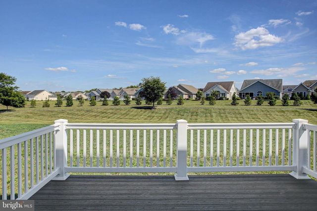 14 DANBURY DR, Mechanicsburg, PA 17050