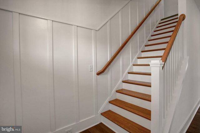 14 DANBURY DR, Mechanicsburg, PA 17050