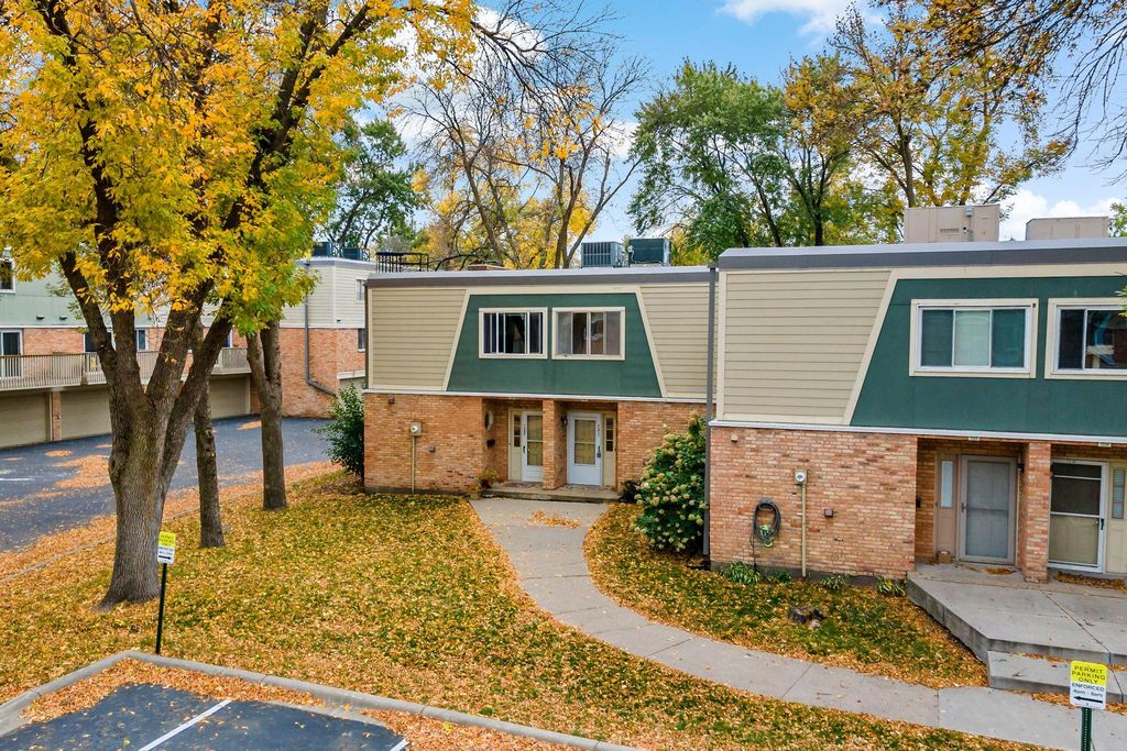 7211 W Franklin Avenue, Saint Louis Park, MN 55426 — photo 2
