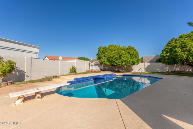 2438 N FOREST Circle, Mesa, AZ 85203