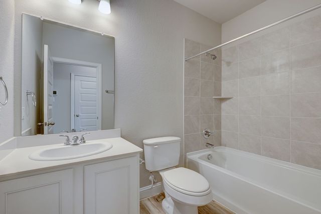 3113 Hawkview Drive, Cleburne, TX 76031