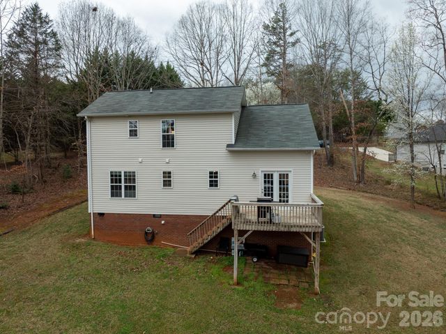 4927 Gateway Drive, Claremont, NC 28610