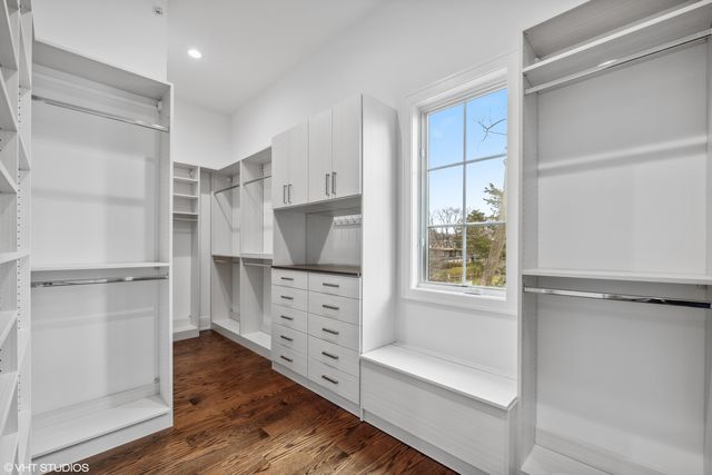 3282 Doriann Court, Northbrook, IL 60062