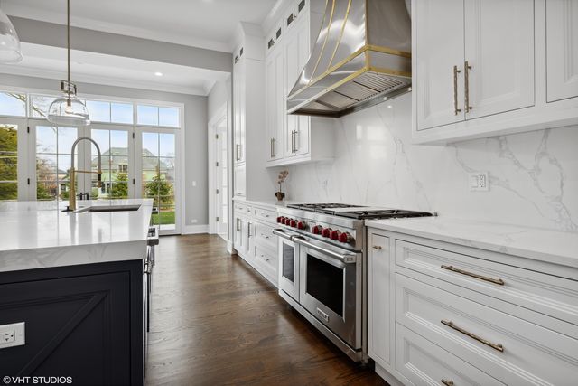 3282 Doriann Court, Northbrook, IL 60062