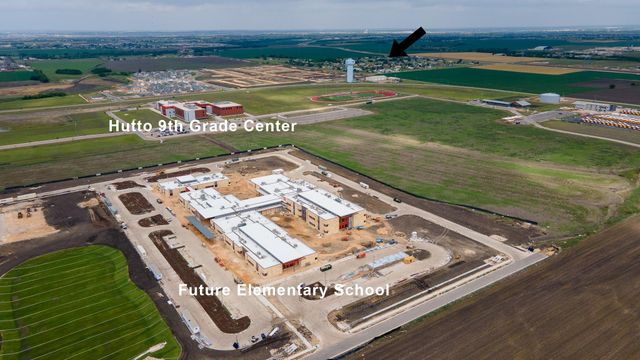 304 Thomas Park DR, Hutto, TX 78634
