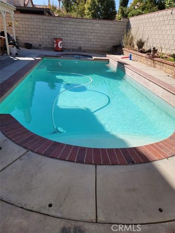 36901 33rd Street, Palmdale, CA 93550