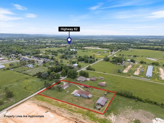 113 E Holt Road, Lincoln, AR 72744