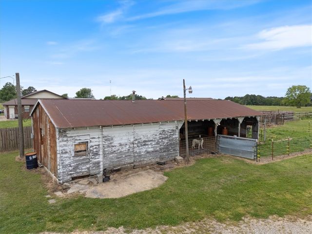113 E Holt Road, Lincoln, AR 72744