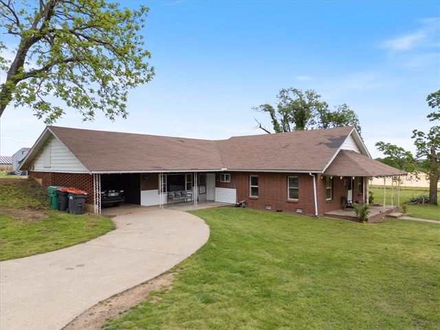 113 E Holt Road, Lincoln, AR 72744