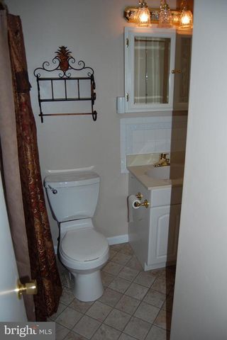 1818 MONTREAL RD, Severn, MD 21144