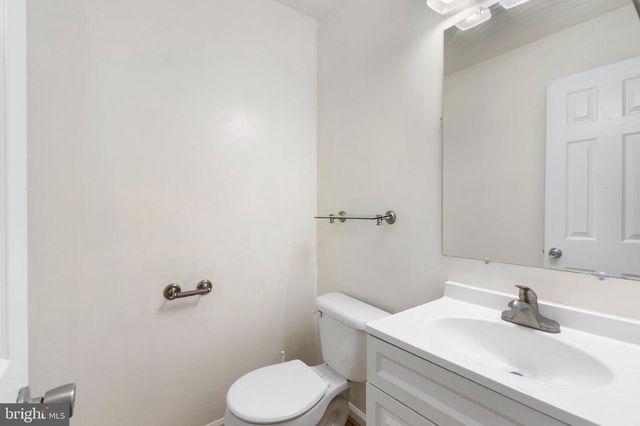 6117 MARTINS LANDING CT, Burke, VA 22015