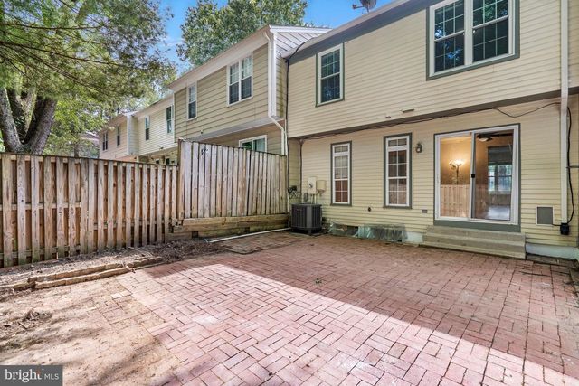 6117 MARTINS LANDING CT, Burke, VA 22015