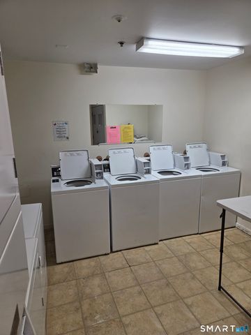 42 South Cherry Street 238, Wallingford, CT 06492